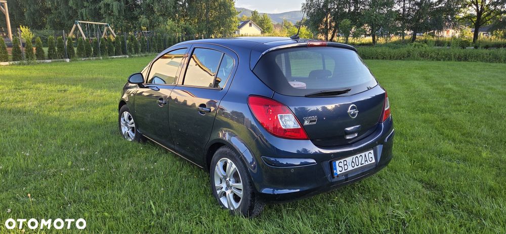 Opel Corsa - 3