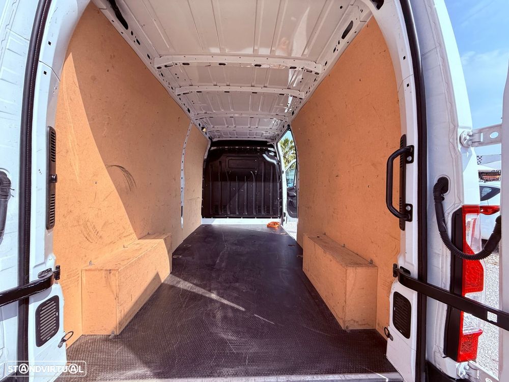 Renault Master 2.3 dCi L3 3.5T CD - 25