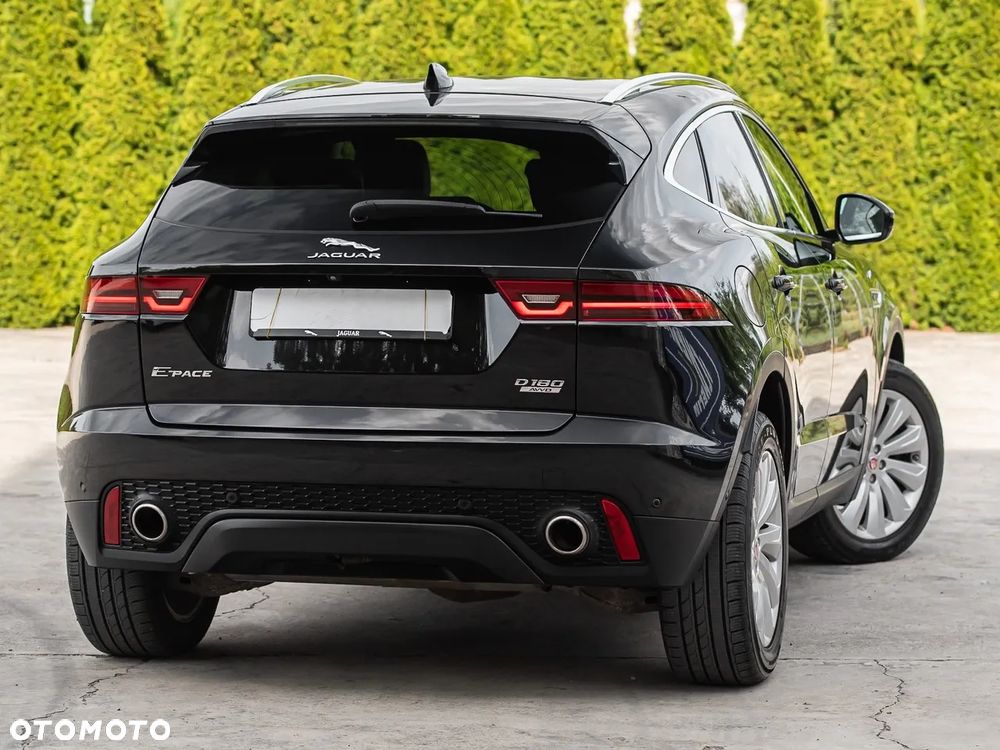 Jaguar E-Pace D180 AWD R-Dynamic SE - 12