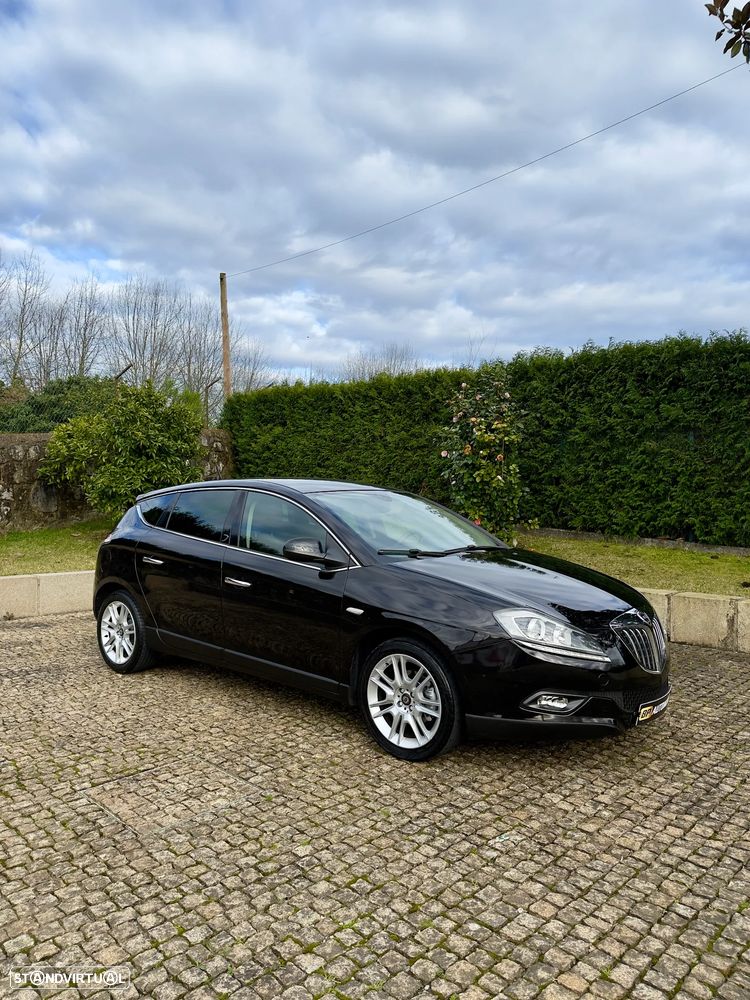 Lancia Delta 1.6 M-Jet Platino Com 57X - 13