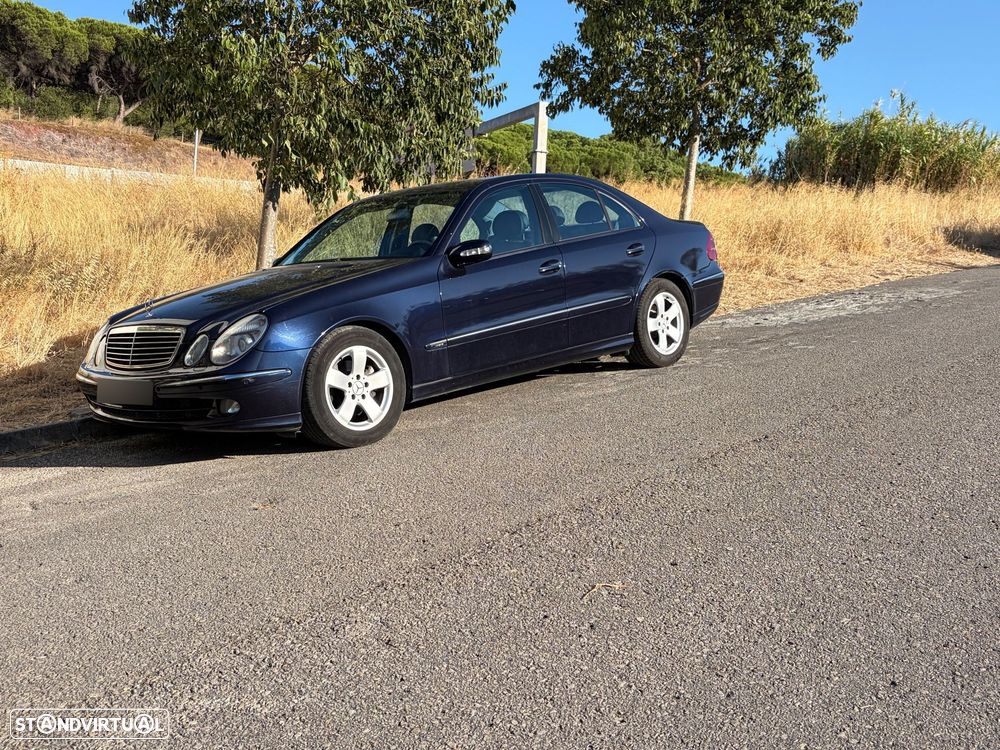 Mercedes-Benz E 220 CDI Avantgarde Aut. - 2