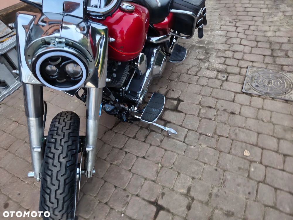 Harley-Davidson Touring Road King - 12