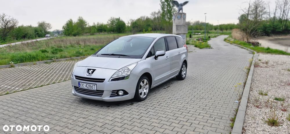 Peugeot 5008 - 1