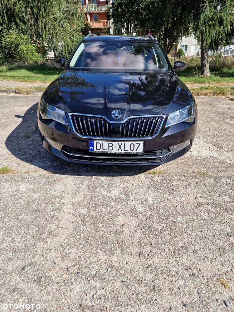 Skoda Superb 2.0 TDI DSG Ambition - 16