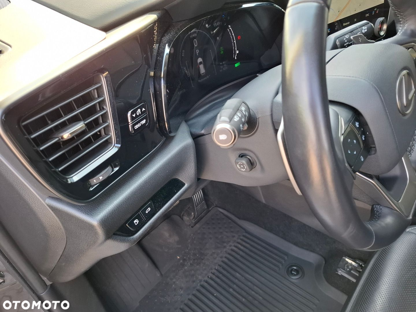 Lexus NX - 14