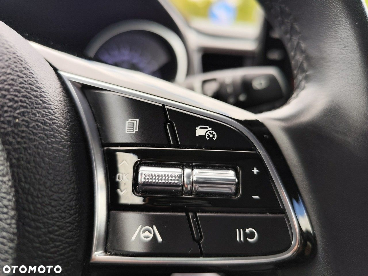 Kia XCeed - 17