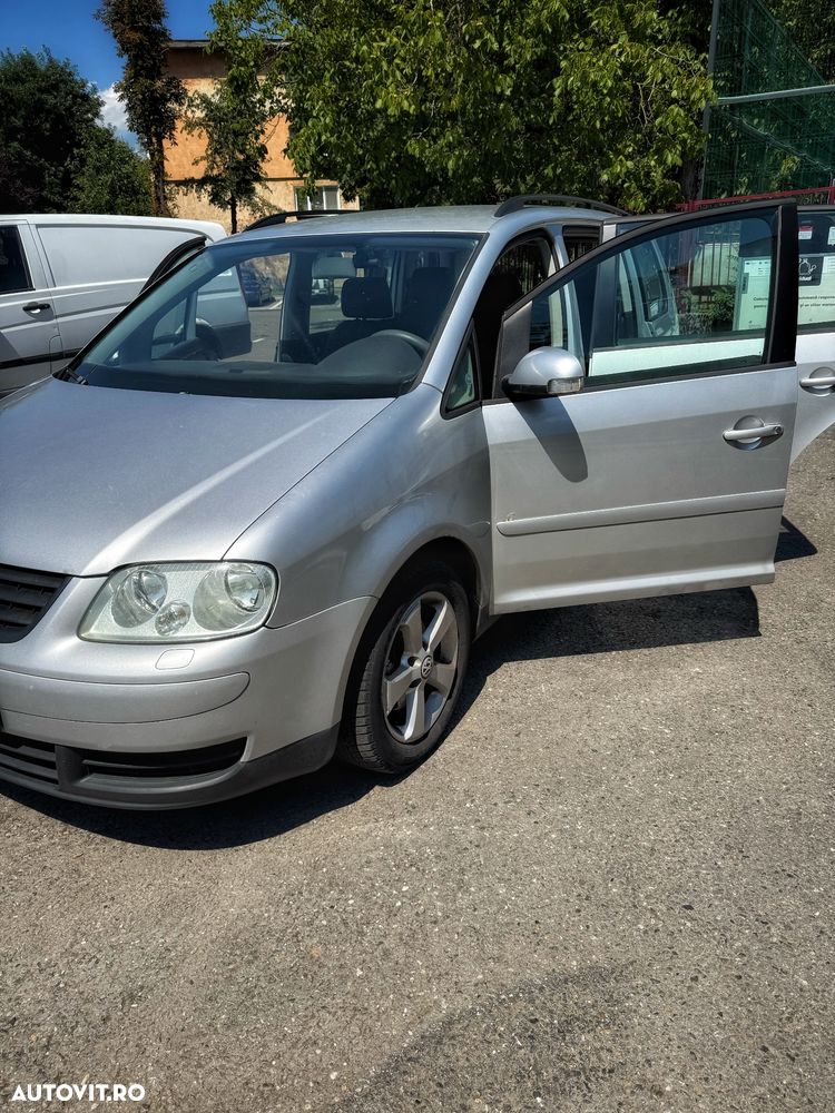 Volkswagen Touran 1.9TDI Highline - 2