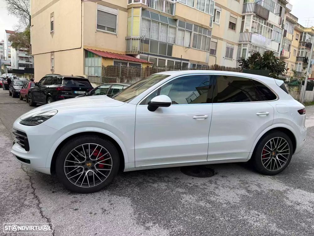 Porsche Cayenne S - 3