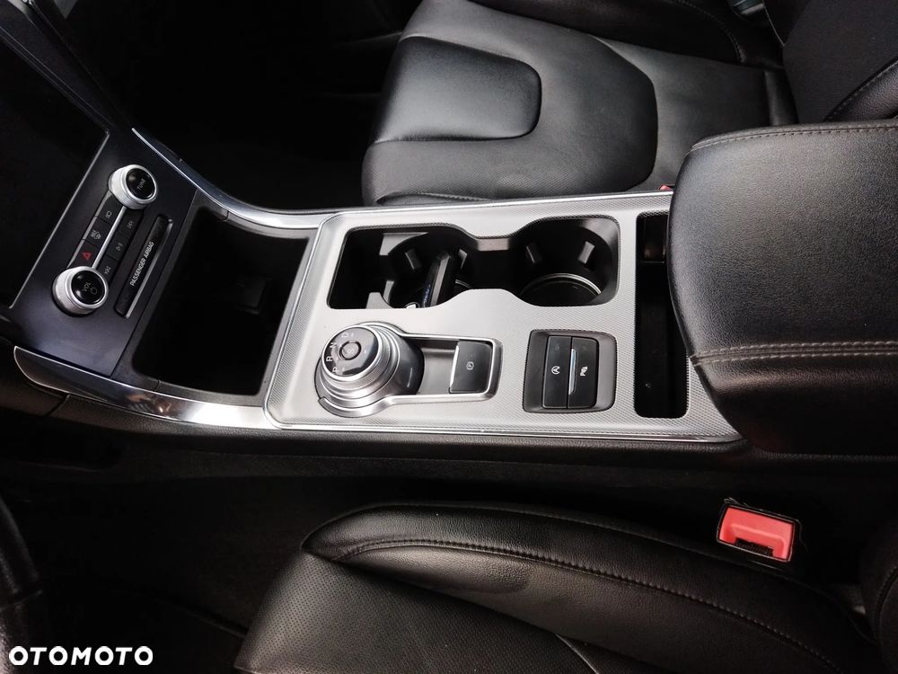 Ford Edge - 34