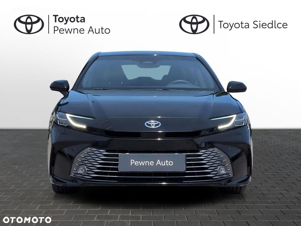 Toyota Camry - 3