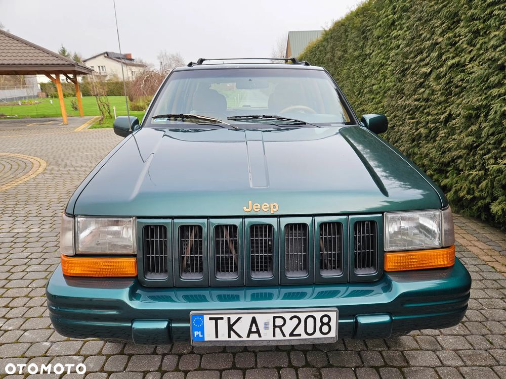 Jeep Grand Cherokee - 15
