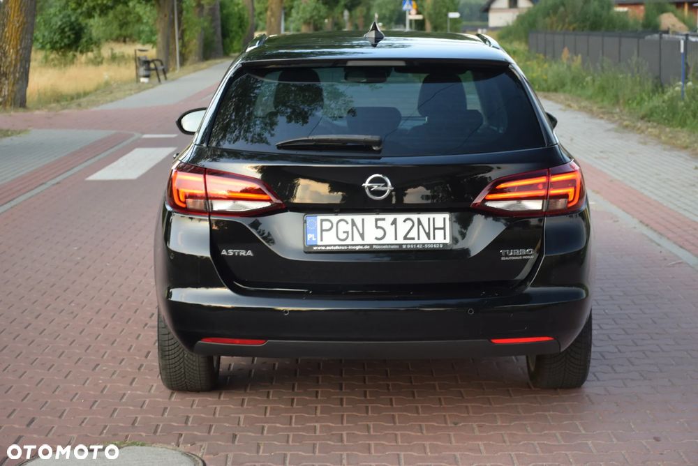 Opel Astra 1.4 Turbo Innovation - 11