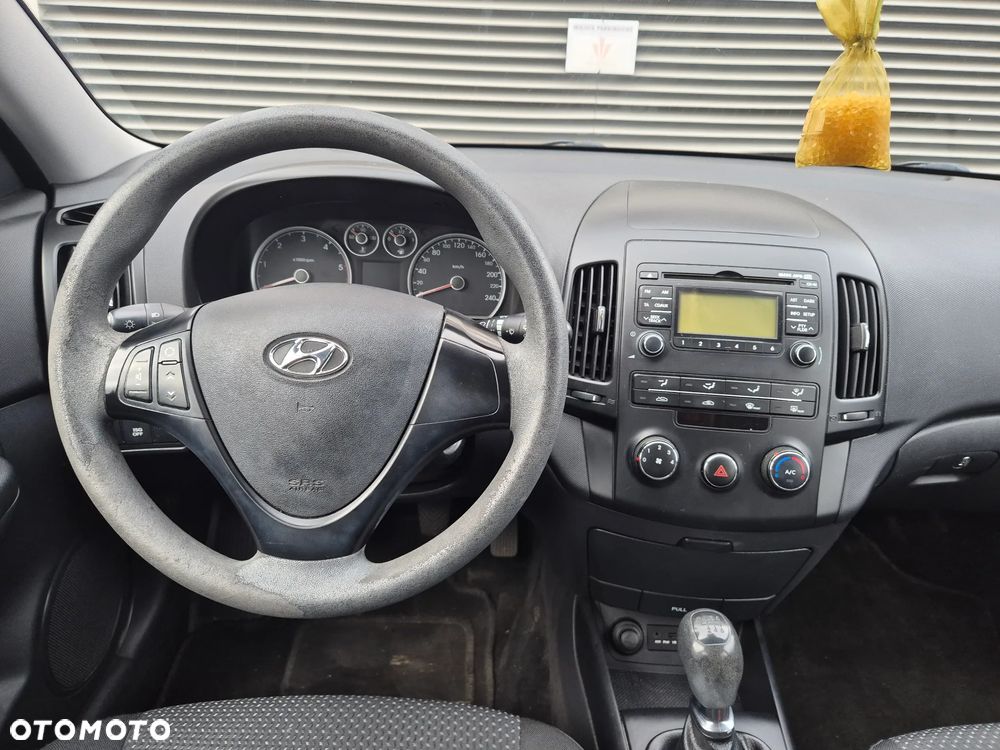 Hyundai i30 1.6 CRDi Base - 6