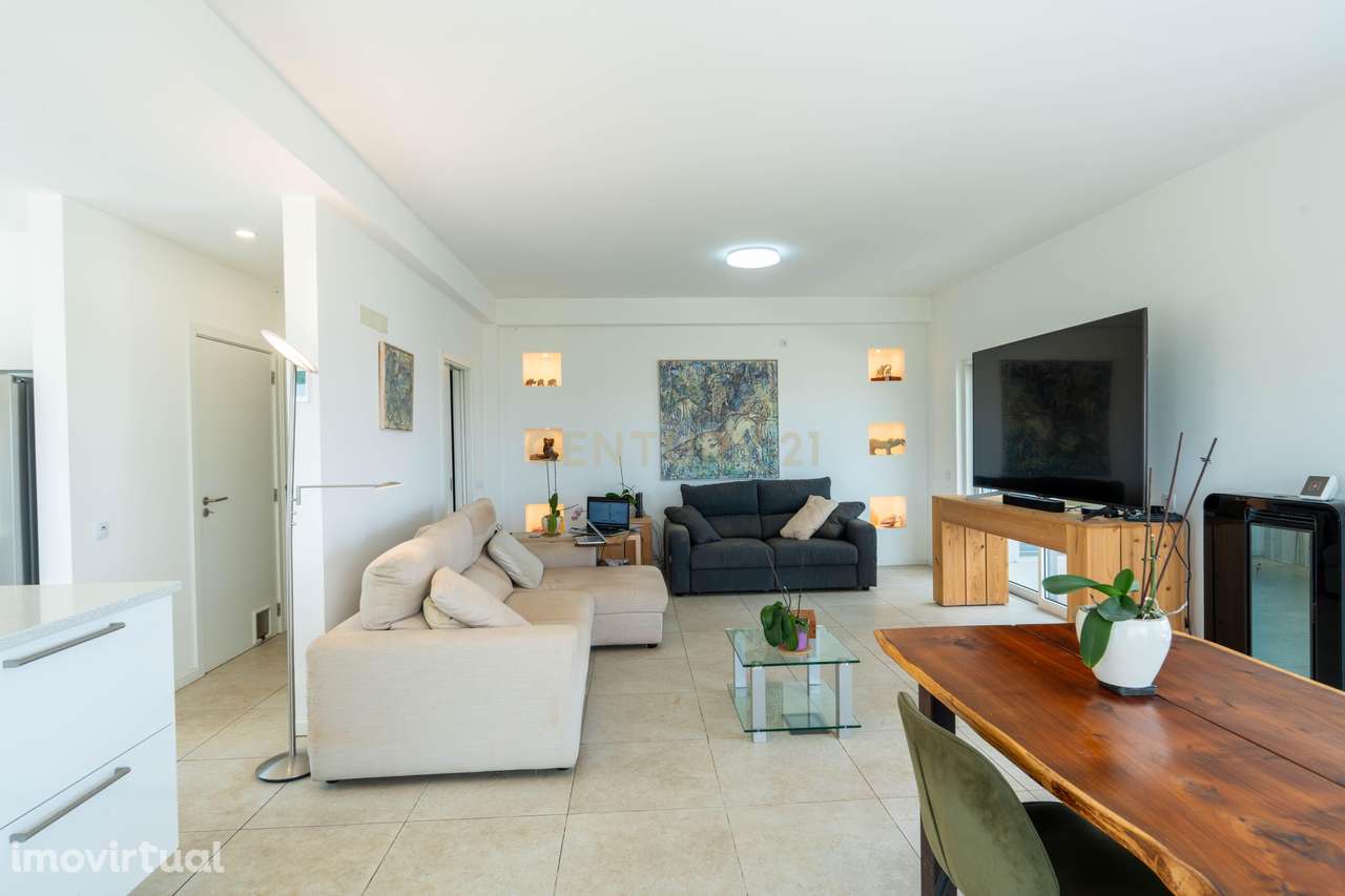 Moradia, 170 m², Santa Bárbara de Nexe - Grande imagem: 5/27