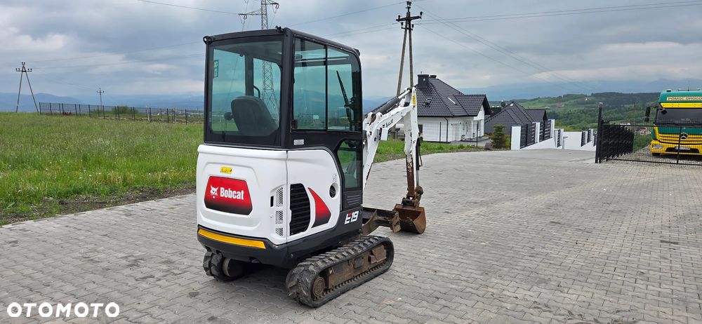Bobcat E19 - 9