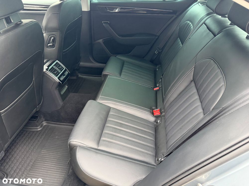 Skoda Superb 2.0 TSI 4x4 L&K DSG - 18