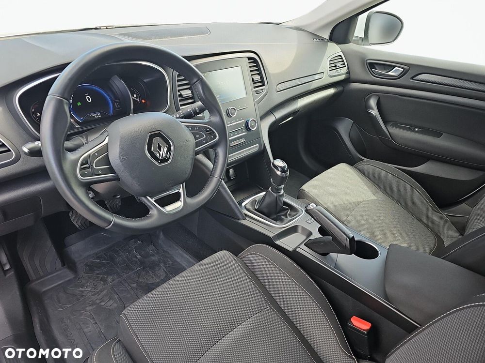 Renault Megane 1.5 Blue dCi Business - 9