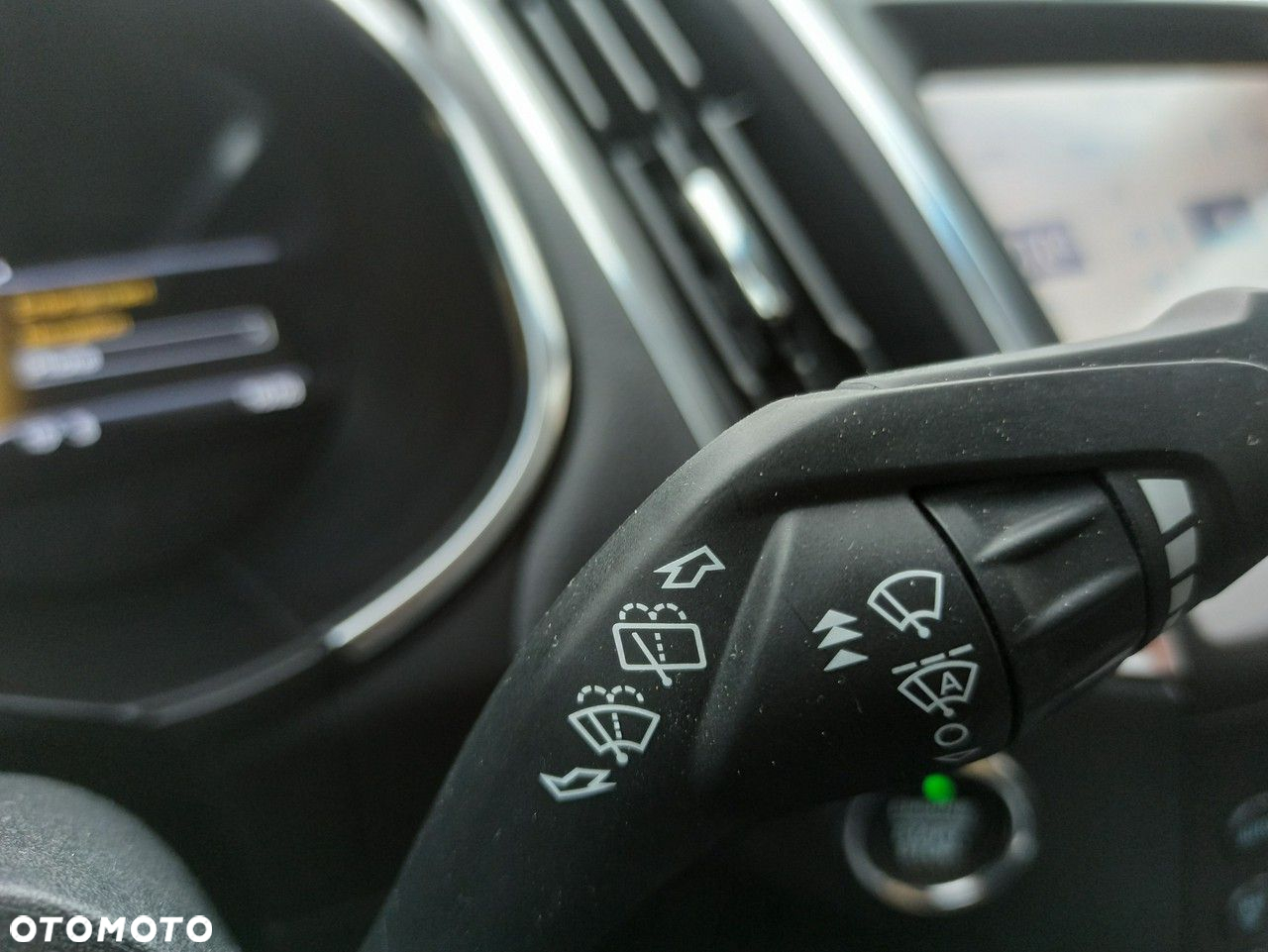 Ford Edge - 30