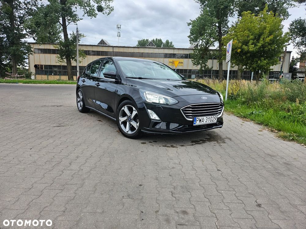 Ford Focus 1.0 EcoBoost Hybrid TITANIUM STYLE - 4