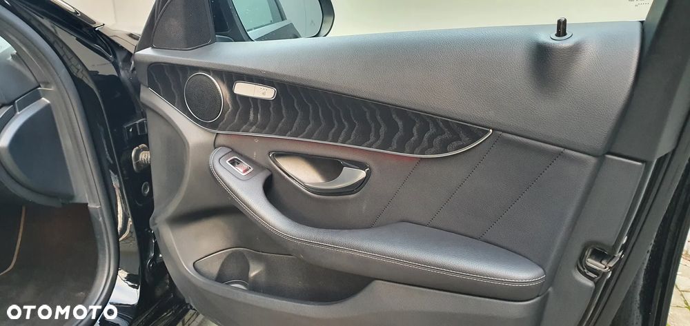 Mercedes-Benz Klasa C 220 d 9G-TRONIC - 18