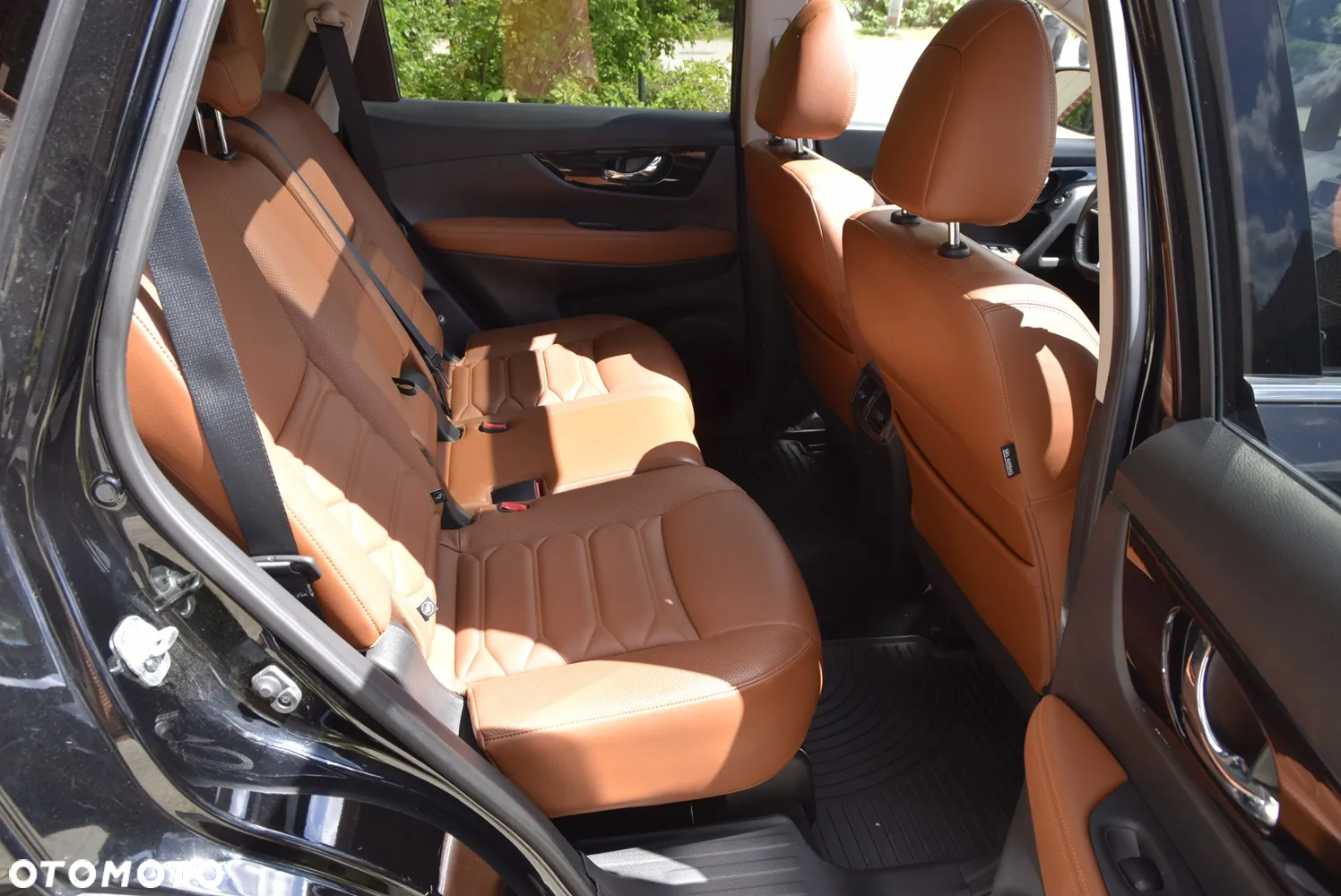 Nissan Rogue - 37
