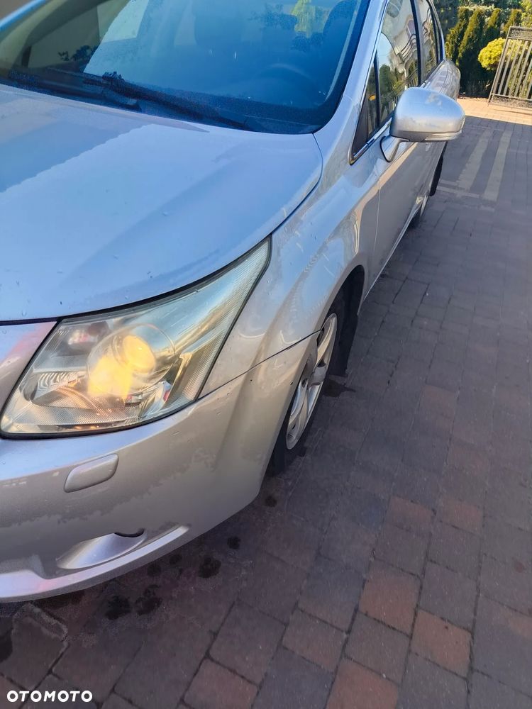 Toyota Avensis 2.0 D-4D - 7