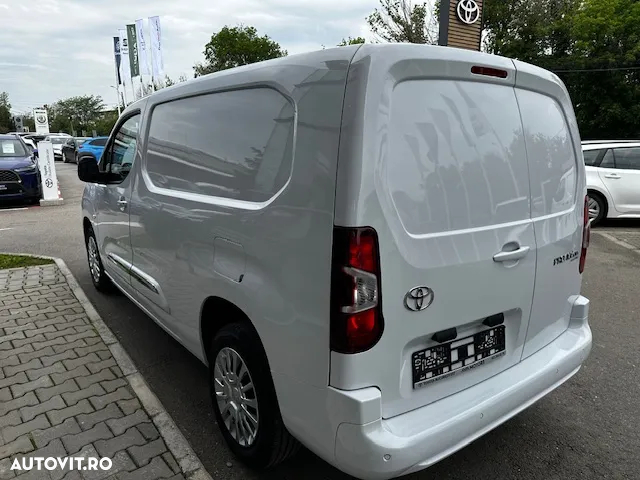 Toyota Proace City - 9