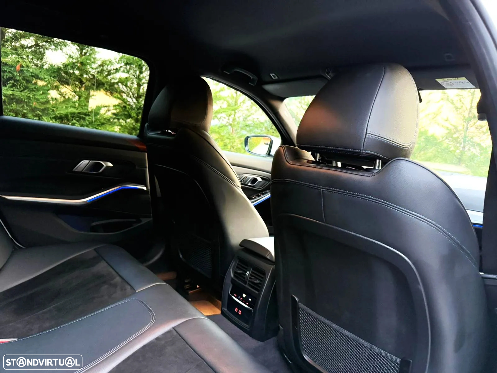 BMW 320 d Touring Aut. M Sport - 23
