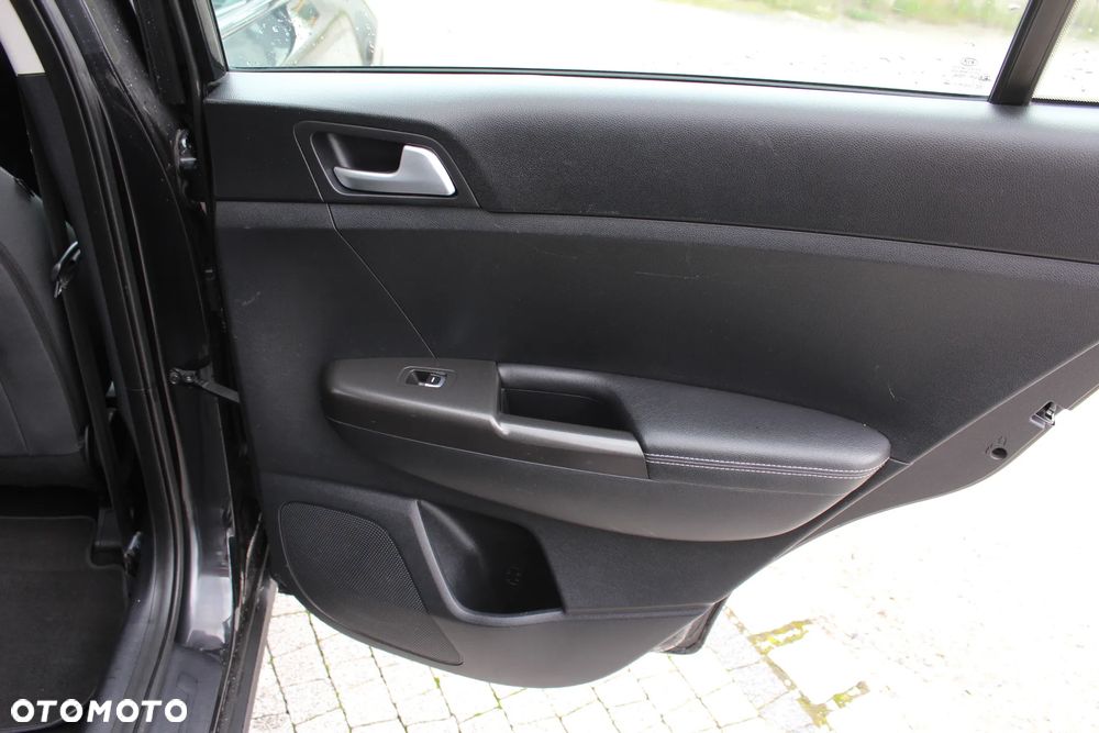 Kia Sportage 1.7 CRDI 2WD ISG Dream-Team Edition - 20