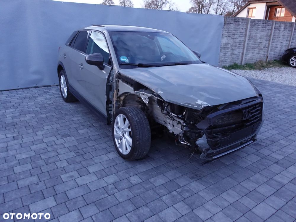 Audi Q2 35 TDI Quattro S tronic S line - 6