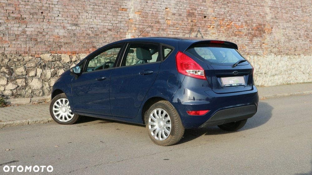 Ford Fiesta 1.25 Trend - 12