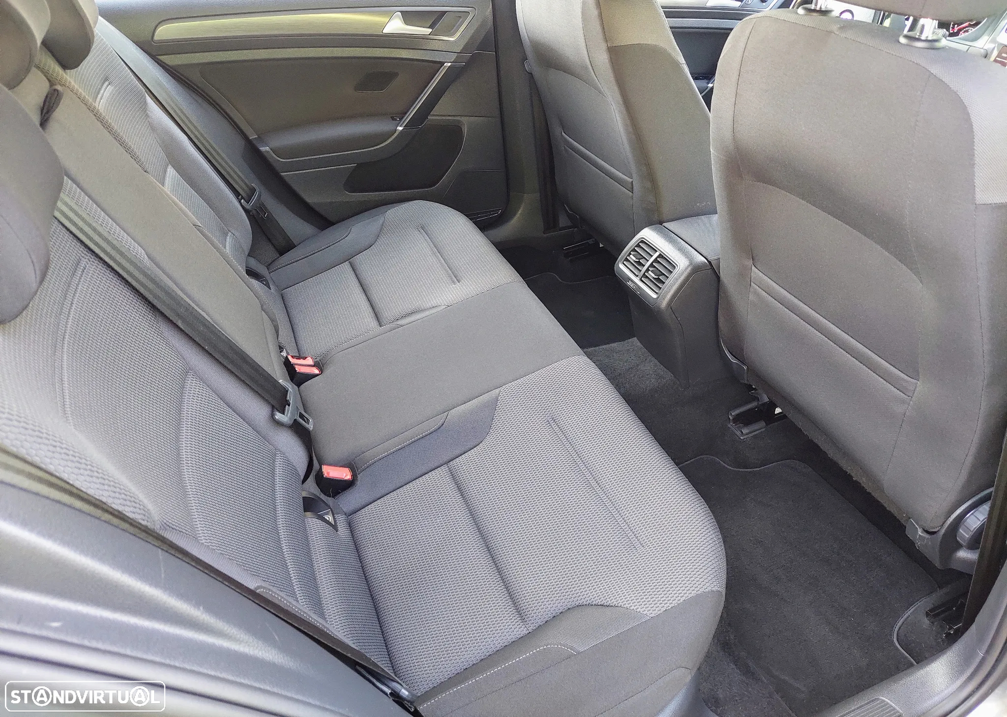 VW Golf 1.6 TDI Stream - 42