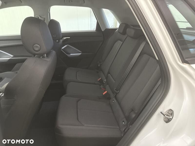 Audi Q3 35 TFSI mHEV S tronic - 24