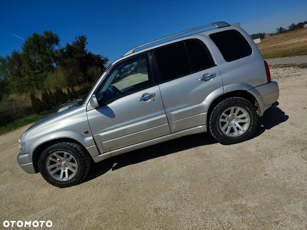 Suzuki Grand Vitara - 3