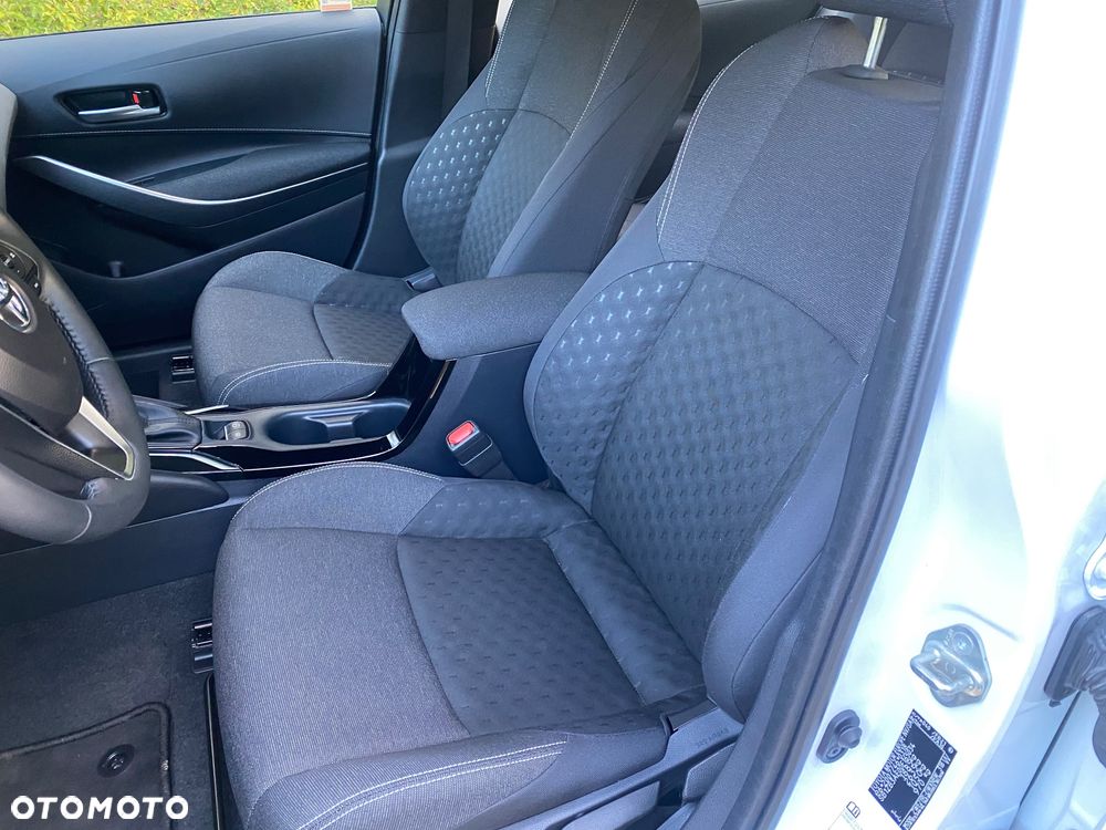 Toyota Corolla 1.8 Hybrid Comfort - 14