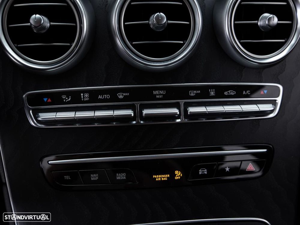 Mercedes-Benz GLC 300 de 4Matic 9G-TRONIC AMG Line - 23