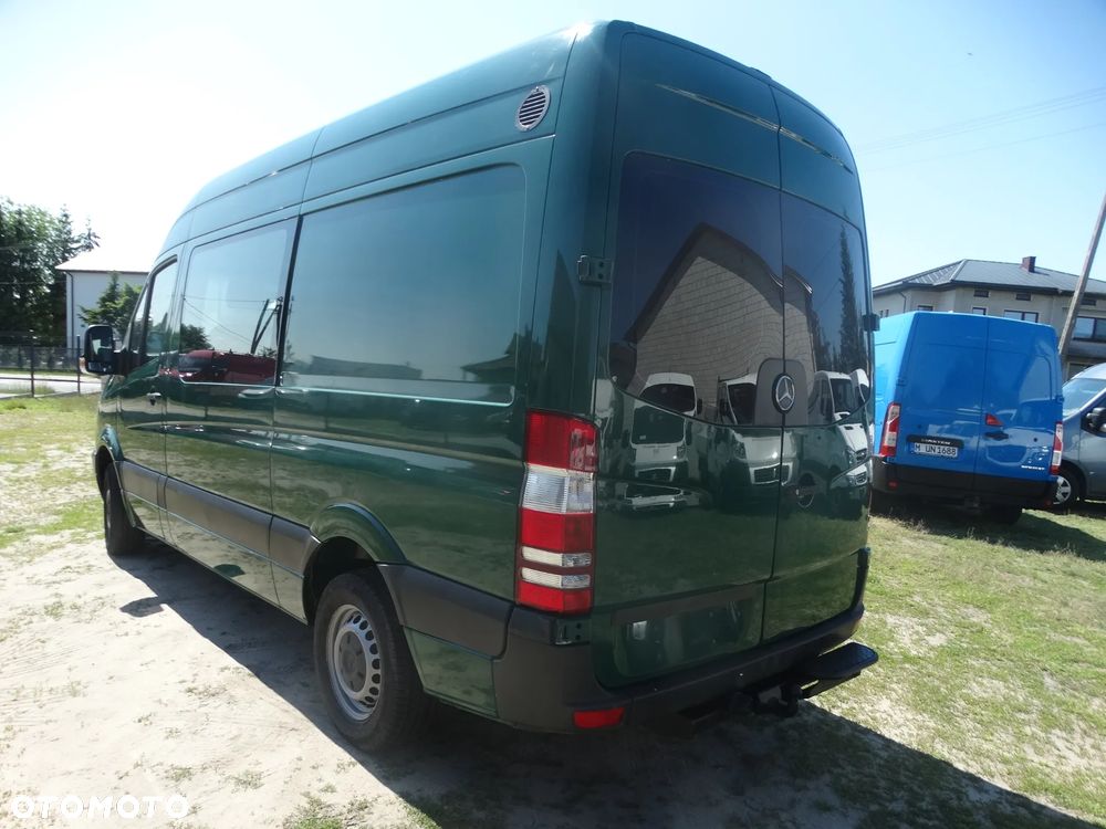 Mercedes-Benz Sprinter - 7