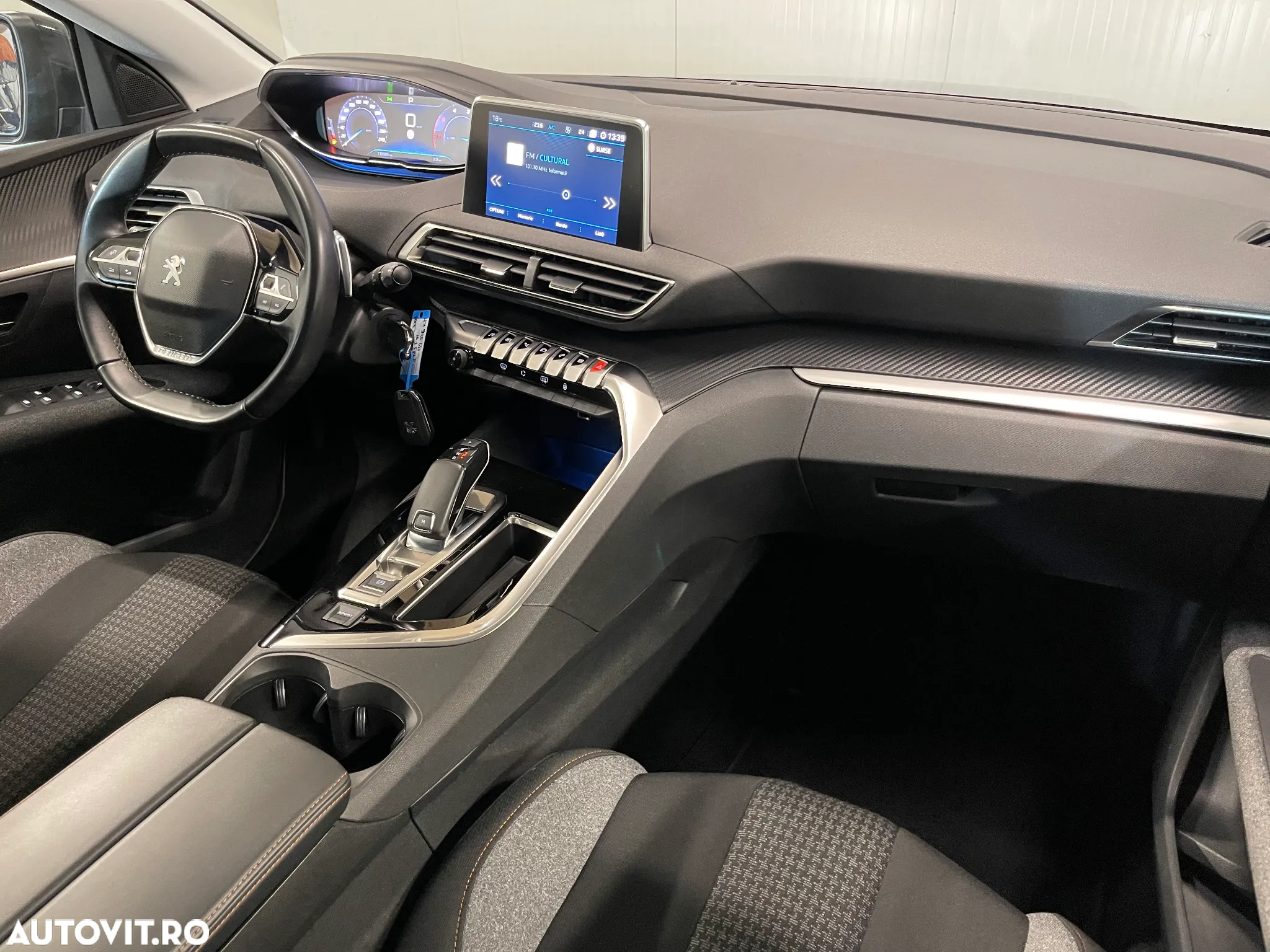 Peugeot 3008 BlueHDi 130 Stop & Start EAT8 Active Pack - 8