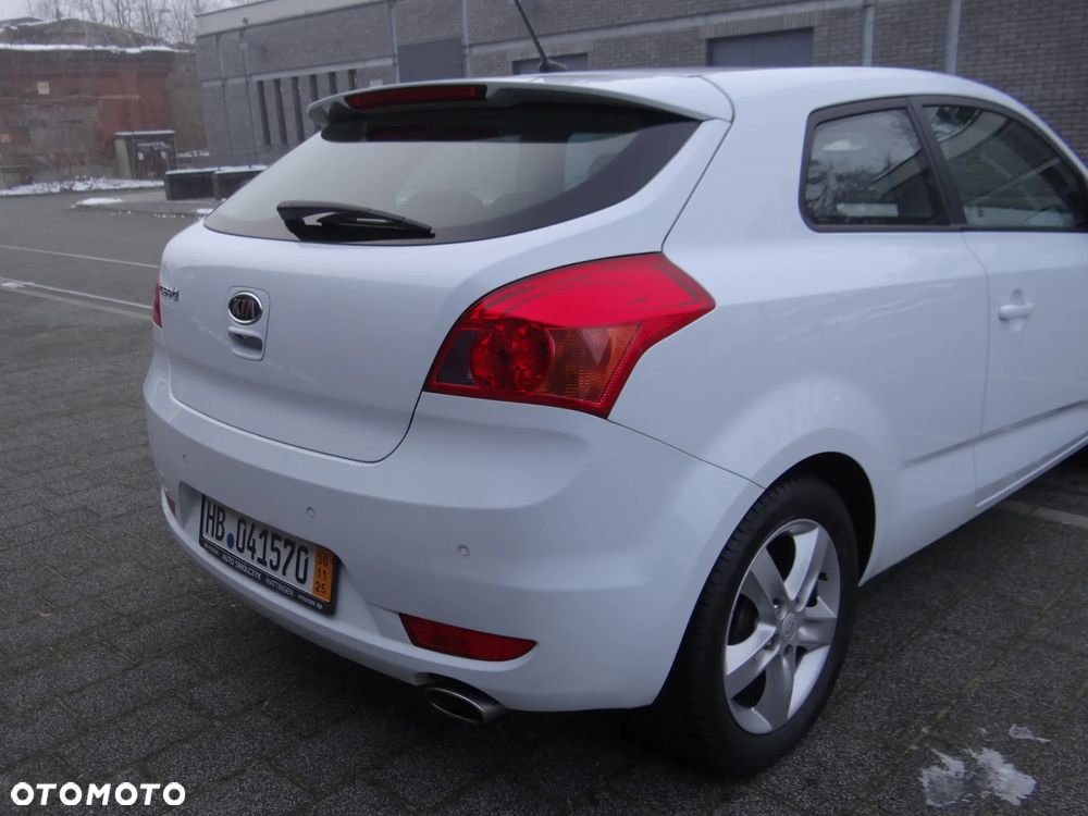 Kia ProCeed 1.4 CVVT Dream-Team Edition - 15