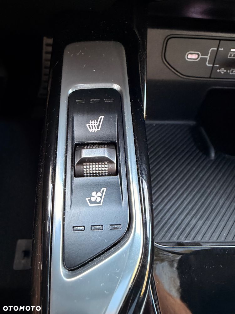 Kia Sorento - 16