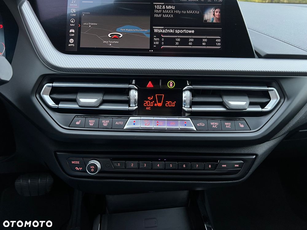 BMW Seria 1 - 22