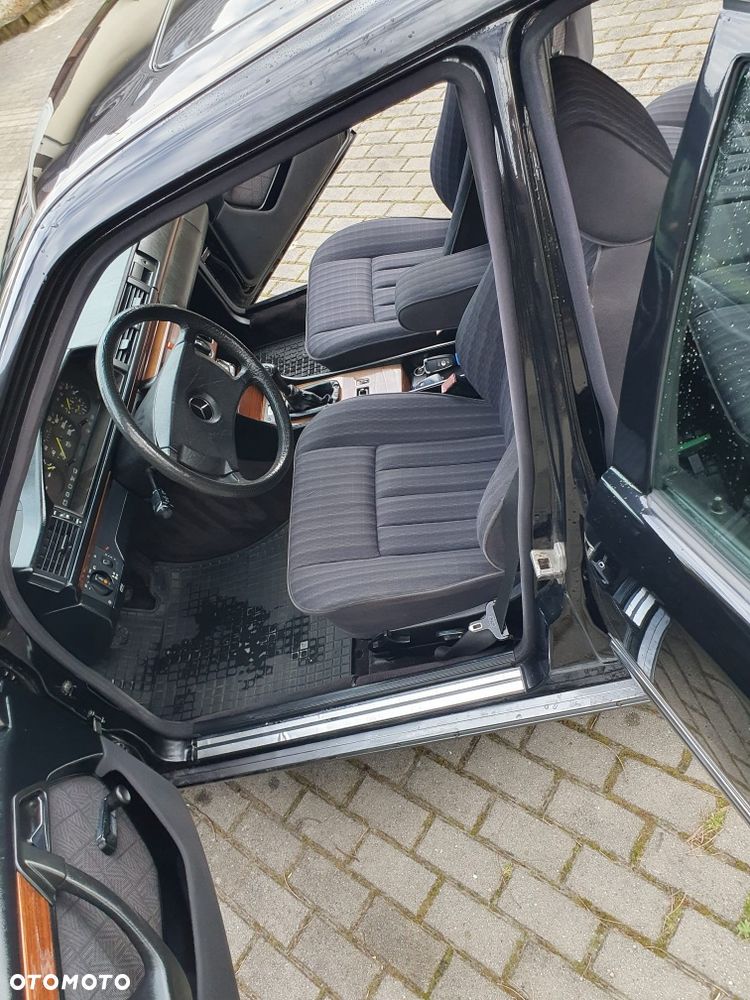 Mercedes-Benz W124 (1984-1993) - 7