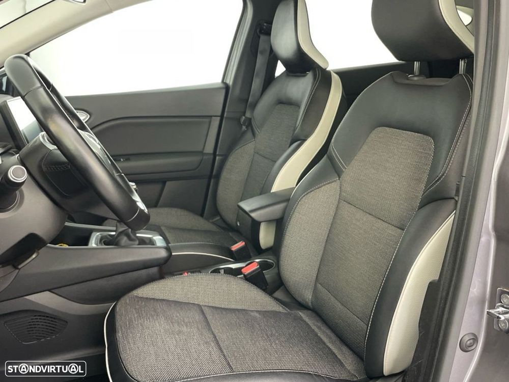 Renault Captur 1.5 dCi Exclusive - 17