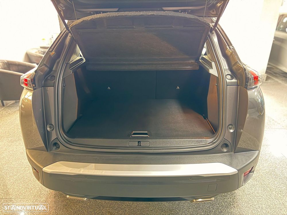 Peugeot 2008 1.2 PureTech Allure Pack EAT8 - 6