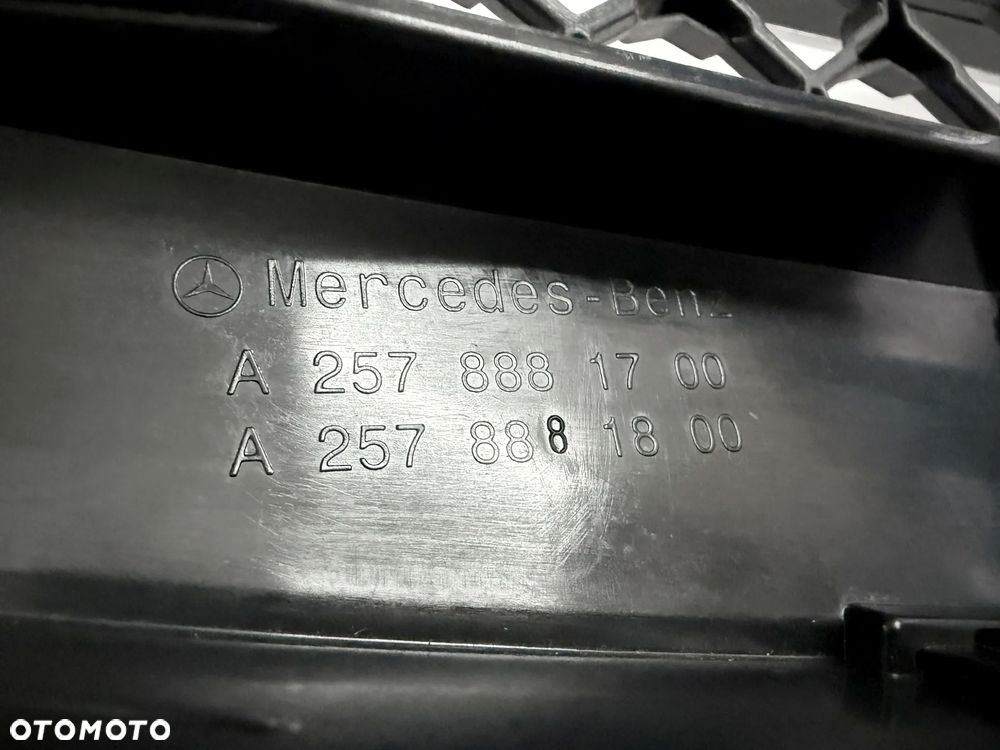 ATRAPA GRILL Mercedes W257 C257 CLS Lift - AMG - 15