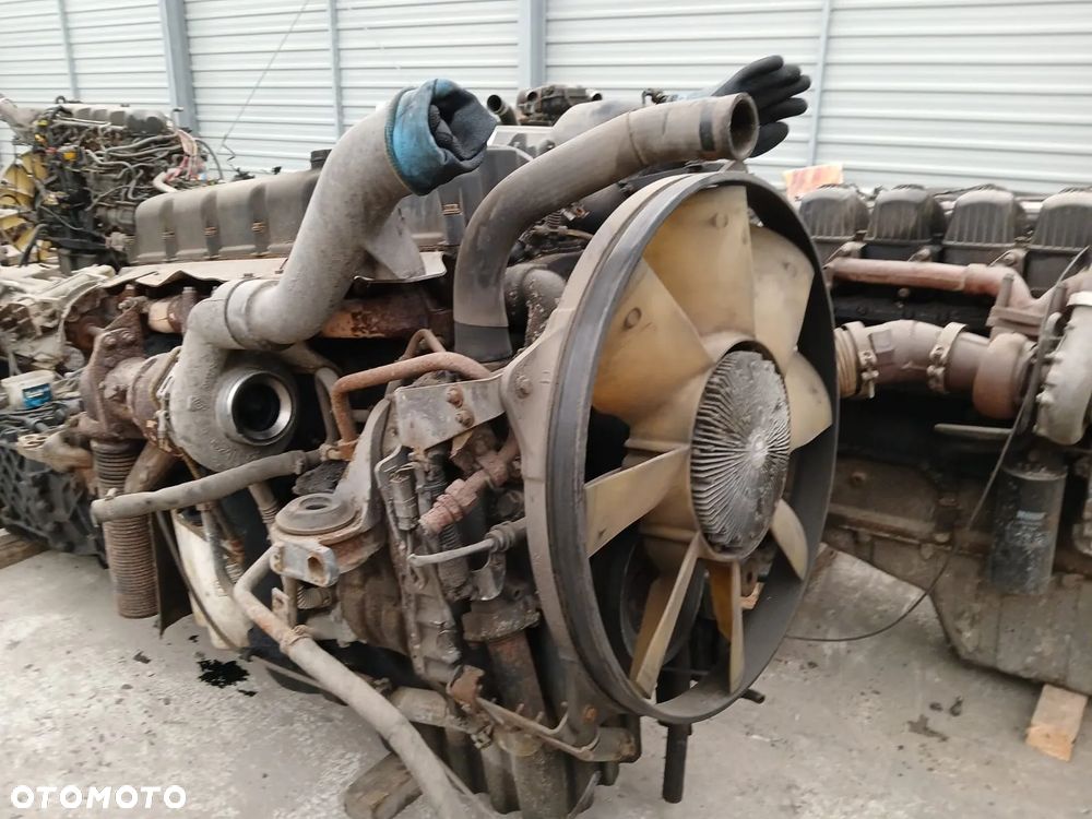 SILNIK RENAULT PREMIUM DCI 420 - 2