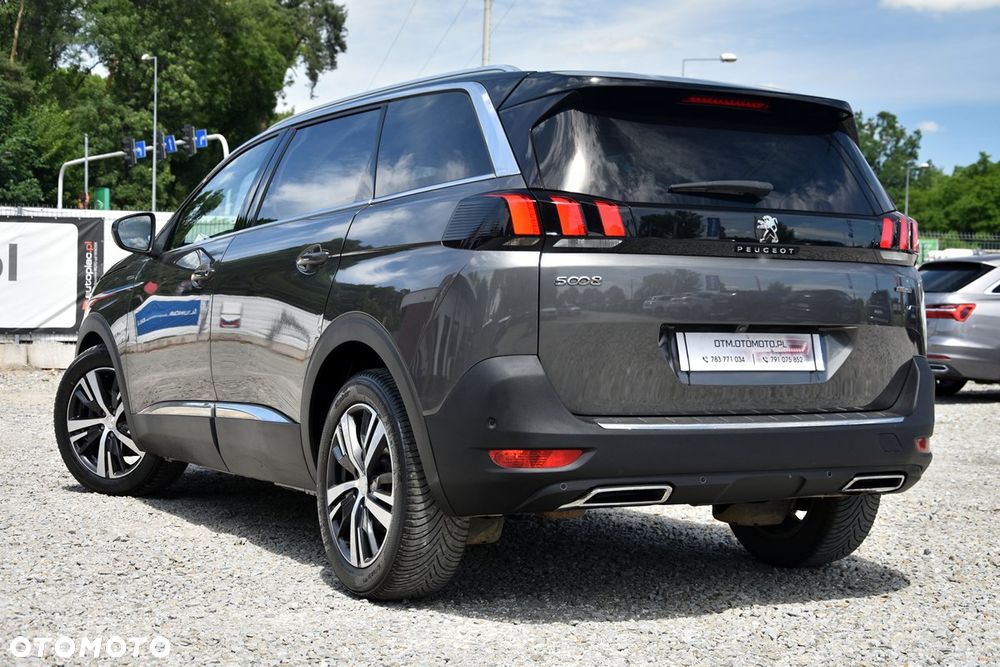 Peugeot 5008 THP 165 EAT6 Allure - 11
