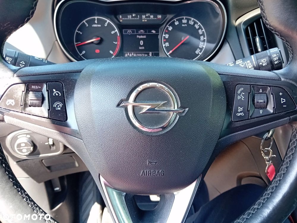 Opel Zafira - 19