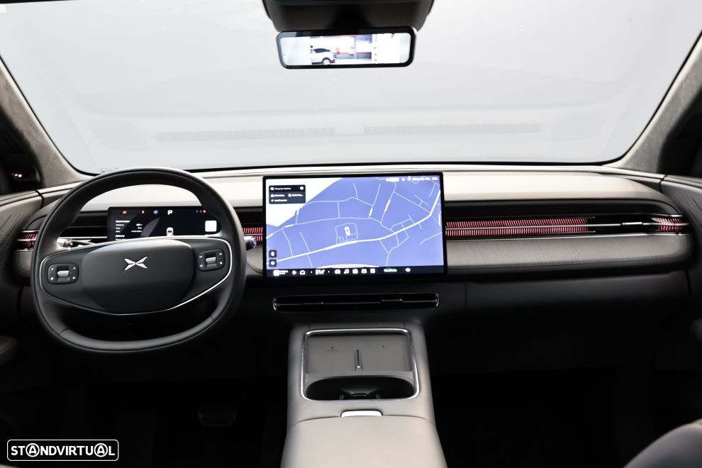 Xpeng G6 87.5 kWh AWD Performance + Gancho de Reboque - 17