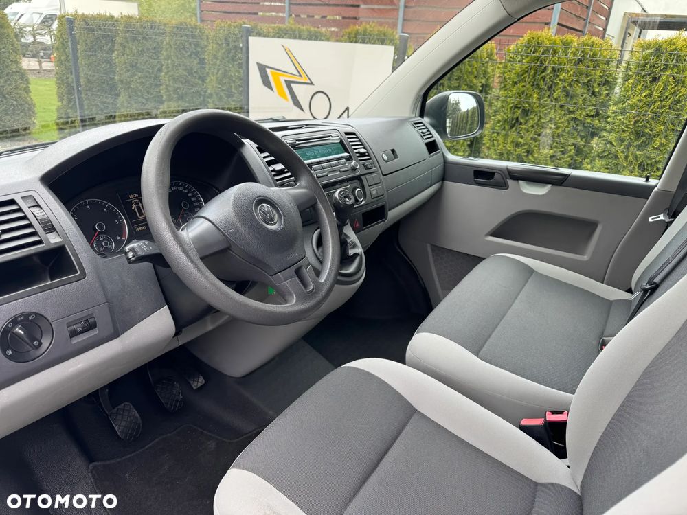 Volkswagen VW Transporter T5 LIFT**2.0 TDI Common Rail**Klimatyzacja**Sprowadzony - 10